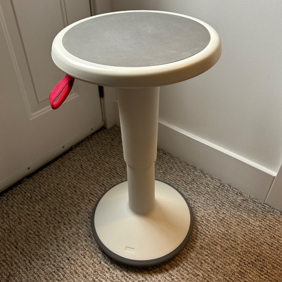 Interstuhl Up Stool in White & Grey - Picture 3 of 8